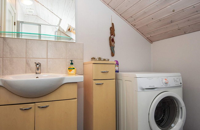 7 Person Holiday Home in Ansager - Foto 14