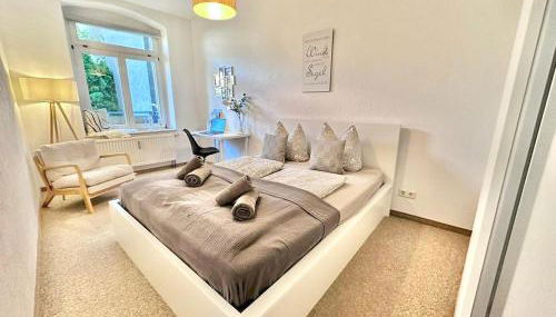 Appartement "STADTGEFLÜSTER" im Zentrum, inkl Stellplatz, 2 Betten, Babybett, Balkon, gratis Kaffee und Tee, WLAN - Foto 5, towels, wardrobe