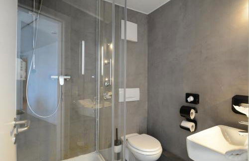 The Suites City Lofts at the Park - Photo 41