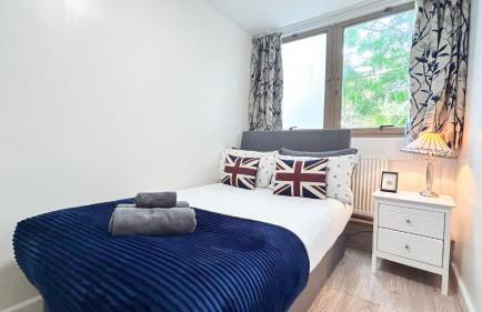 Modern 3-Bed, 3-Bath Maida Vale Flat with Private Garden near Little Venice, St Johns Wood, Regents Park, Paddington by NourNest Apartments - Photo 5