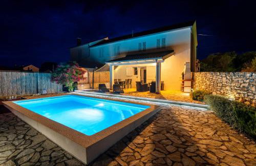 House Sakarun with swimming pool - Photo 6