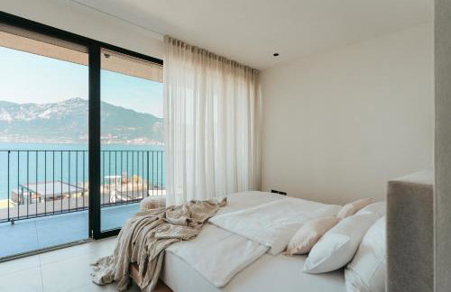 LUXE VISTA Lakeside Villa Brenzone - Foto 6