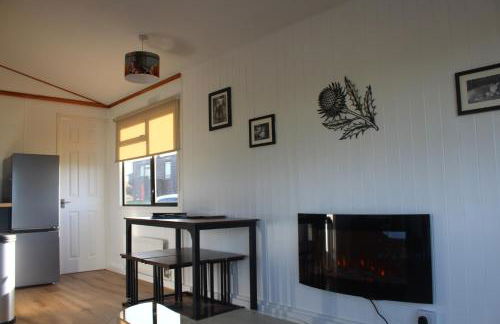 Amazing Sunsets and Sea Views - Lodge Cabin Farm Stay - Caol Ila - Lodge 8 - Photo 4