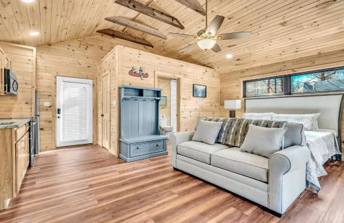 Greenbriar Place, Pickleball Court, Creek, WIFI, Mountain Views, Starting at 79" - Foto 7