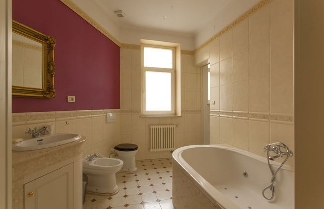 Filip Palace Luxurious Apartment - Photo 44