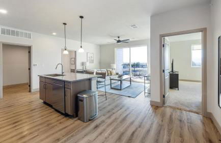 Landing Incredible 1BD Gym Clubhouse - Foto 10