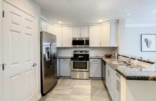 MINUTES FROM DISNEY 3bed 3bath Poolside at LUXURIOUS RESORT - Foto 6