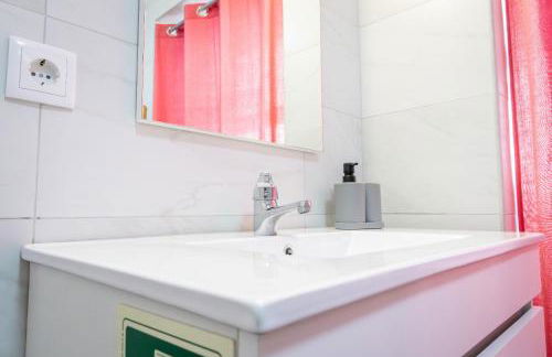 Avó Benta 1 - Photo 1