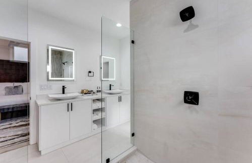 Modern Luxury In The City at Havilah Estates - Foto 18