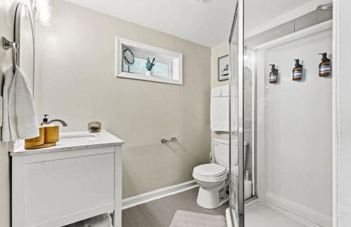 The Luxe/Hot Tub/12min to Horse Park/30 Min to Ark - Foto 18