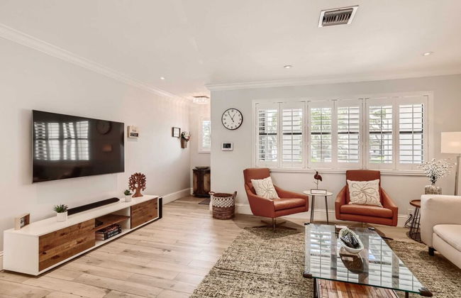 Great Location Private House Pool, Hot Tub, Patio w/ Fire Pit 3br/2ba - Foto 12