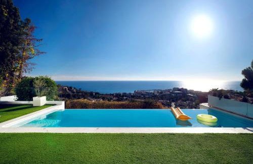 Villa in Sitges with Pool, Jacuzzi, BBQ, View, AC, 12Pax - Foto 53
