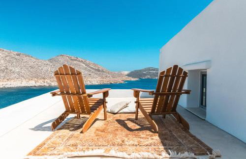 PANORMOS ART Beachfront Suites - Photo 1