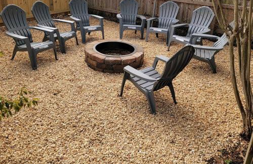 Sweet Home Alabama 4BR 2BA oasis with pool WI-FI - Foto 10