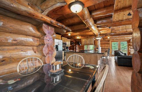 Log Retreat at Fish Creek by Simple Life Rentals - Foto 36