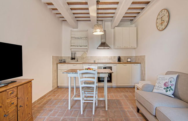 Stunning Apartment in Mombaroccio Near Metauro River - Foto 34