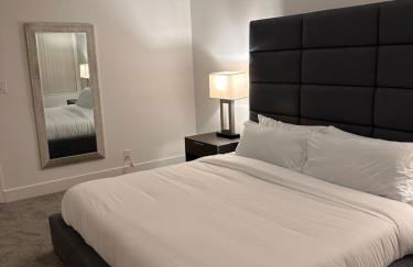 Warm and Welcoming - Photo 2