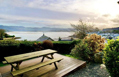 Bryn Gwyn, Sleeps 8, Sea Views, Borth y Gest - Photo 5