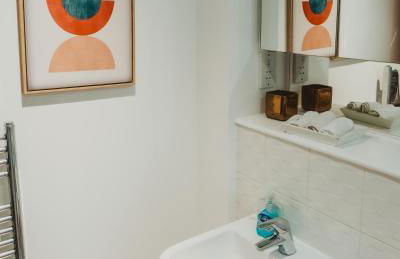 Lovely Bohemian Apartment in Heart of City Life - Foto 8