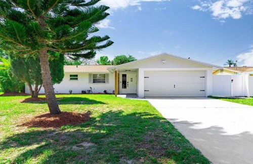 Renovated 3B 2BA, oasis yard Hot tub - Foto 36