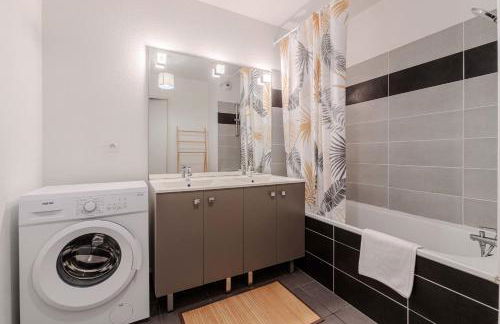 Quiet and bright apartment terrace and private P - Foto 13