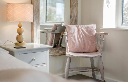 3 Bed in Staplecross oc-rh1162 - Photo 25