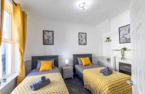 Open Mind Property - 6 Beds & Free Parking - Foto 5