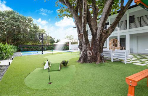 The World's Mansion - Game Room, 9 Bedrooms, HtdPool, Mini Golf, BBQ - Foto 15