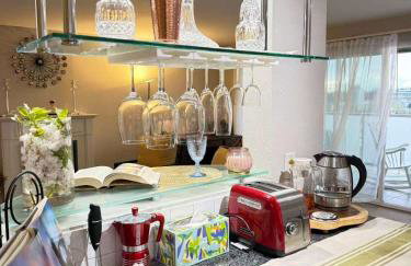 Pet Friendly Bellevue Condo with Stunning City Views - Foto 28