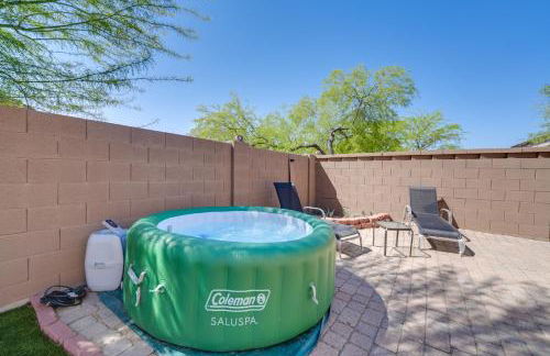 Getaway with Hot Tub Near Peoria Mountain Preserve! - Foto 26
