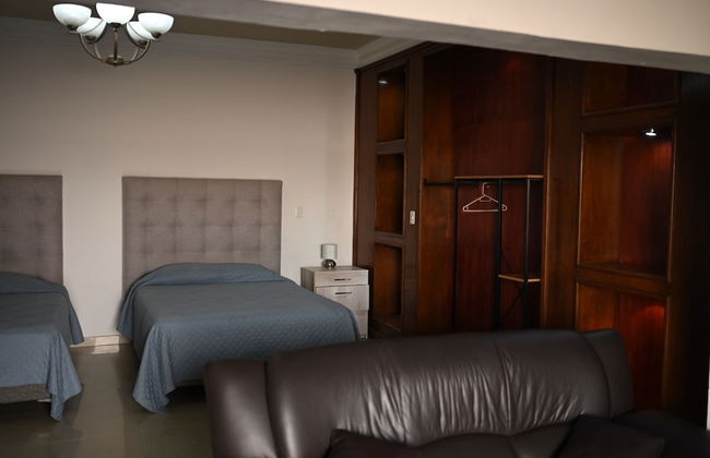 Room in Lodge - Spacious Apartment for 2 People - Photo 3