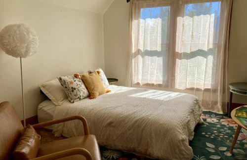 Historic Glacier Getaway with Spectacular Views-20mins to Glacier National Park-10mins to airport and walkable to downtown! - Foto 13