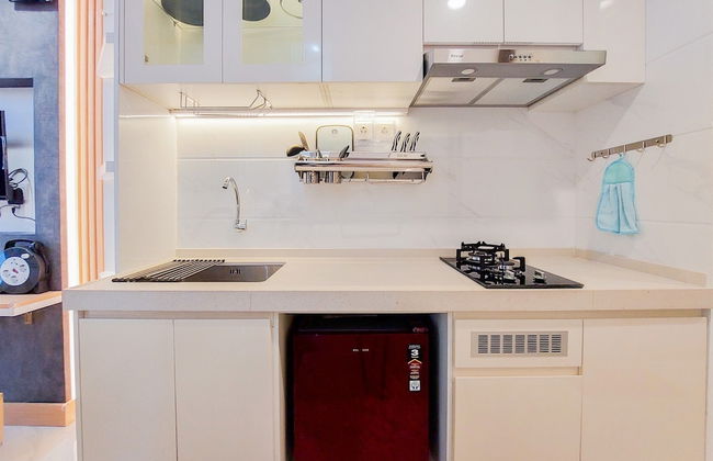 High Floor And Cozy Studio Room At Sky House Bsd Apartment - Foto 6