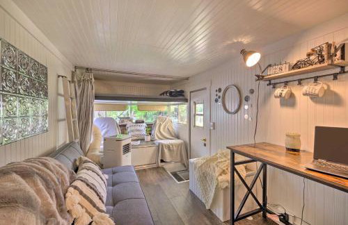 Las Animas Studio with Lush Backyard Paradise! - Foto 14