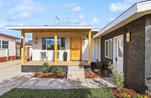 Quintessential SoCal indoor outdoor living with POOL - Foto 1