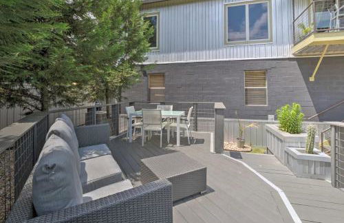 Luxury Apartment Walk to Bus and 1 Mi to Downtown! - Foto 3