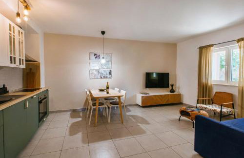 Peaceful Family Apartment with PRIVATE GARAGE Free Parking, Split - Foto 22