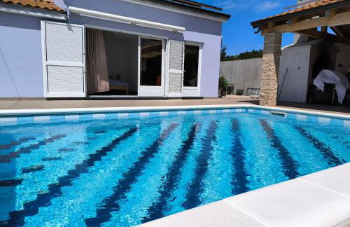 House with pool - Foto 54