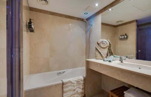 Penthouse Duplex with Epic Views - Foto 41