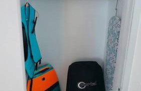 Beautiful Renovated Cozy Forest Home with Hot Tub in Crestline - Foto 29