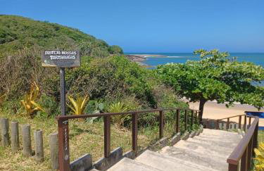 Novidade na Enseada Azul! Apto com churrasqueira, área gourmet e Ar condicionado a 150m da praia - Foto 20