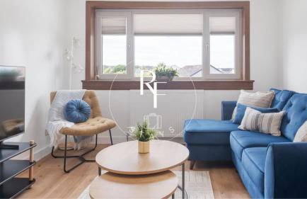 The Den at Braehead - Photo 1