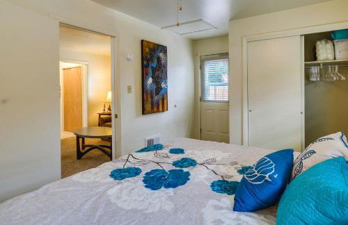 Quaint Cody Cottage with Grill Walk to Downtown! - Foto 15