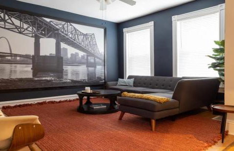 Stylish 4BR with Office Deck Gardens ABODEbucks - Foto 5