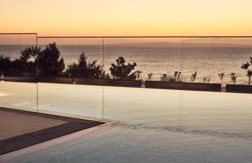 Uparati villa - Hilltop Sea View Retreat by the beach - Foto 22