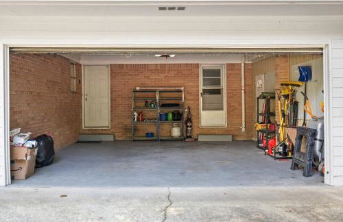 Large House Near Truist Field 15 mins to ATL and Six Flags - Foto 24