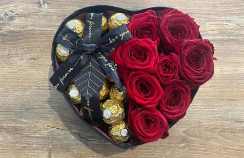 SPICY LOVE - proche Nice et Cannes - Jacuzzi privatif - French Riviera - luxe - suite romantique - Foto 12