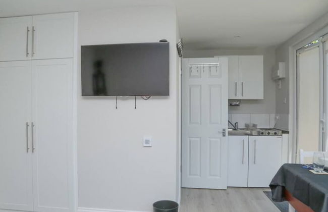 Stayzo Crofton Park - Central London Studio - Foto 9