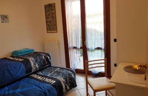 Luminoso Trilocale con Piscina e Giardino privato - Foto 11