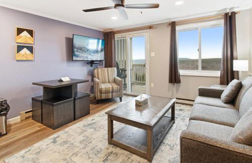 ML288 New Deck Great Views EZ Parking WiFi Retreat - Foto 1